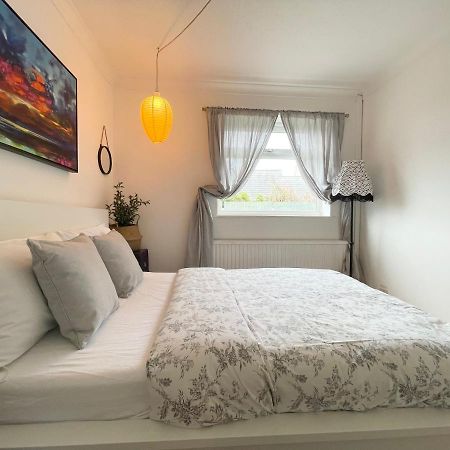 The Barefoot Bungalow In Picturesque Prestatyn Kültér fotó