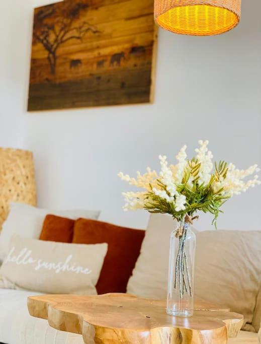 The Barefoot Bungalow In Picturesque Prestatyn Kültér fotó